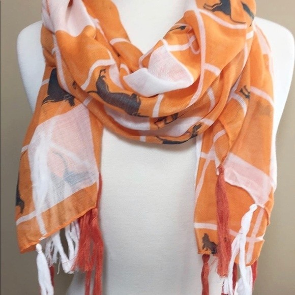 Hound Dog Long Fringe Scarf Tennessee - Picture 4 of 6